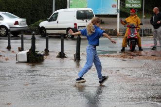 Vodena bujica potopila Malinsku