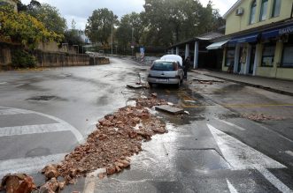 Vodena bujica potopila Malinsku