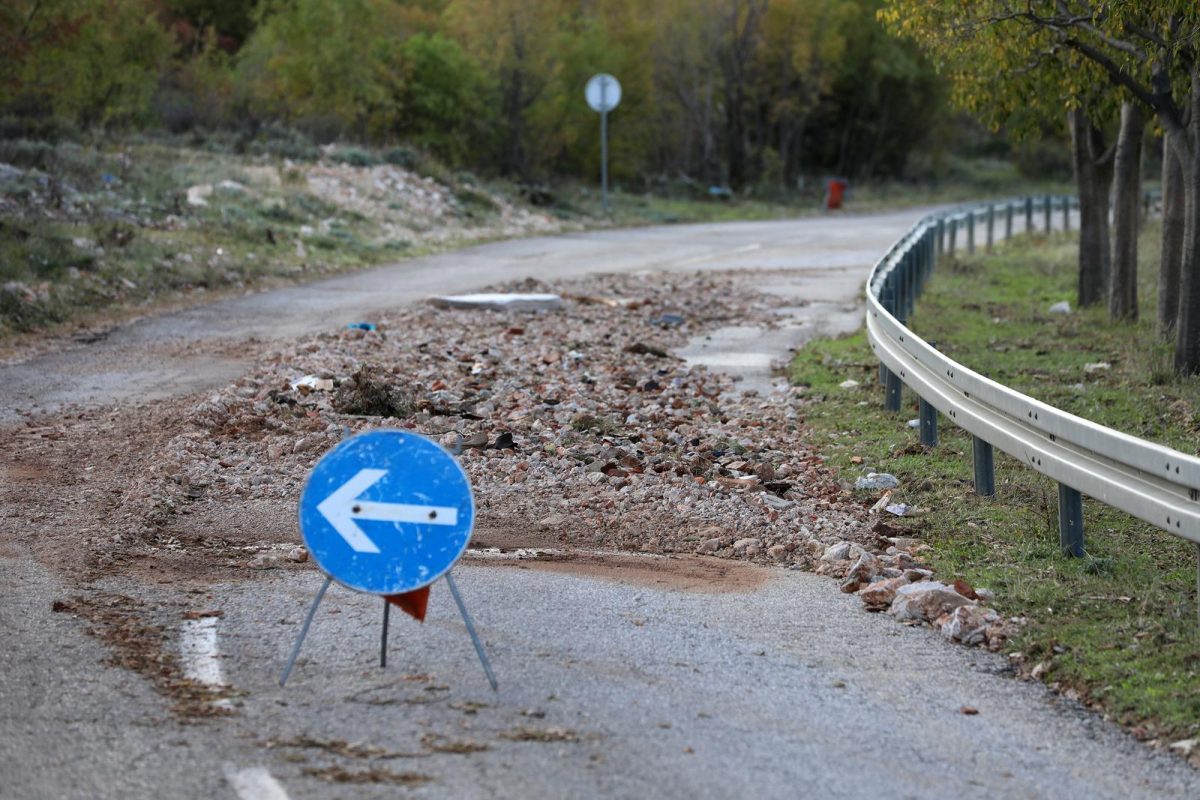 Novi Vinodolski: Uklanjanje posljedica poplave izazvane nevremenom