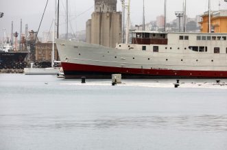 Rijeka: Zbog obilne kiše i plime poplavljene ulice pored tržnice