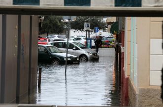 Rijeka: Zbog obilne kiše i plime poplavljene ulice pored tržnice