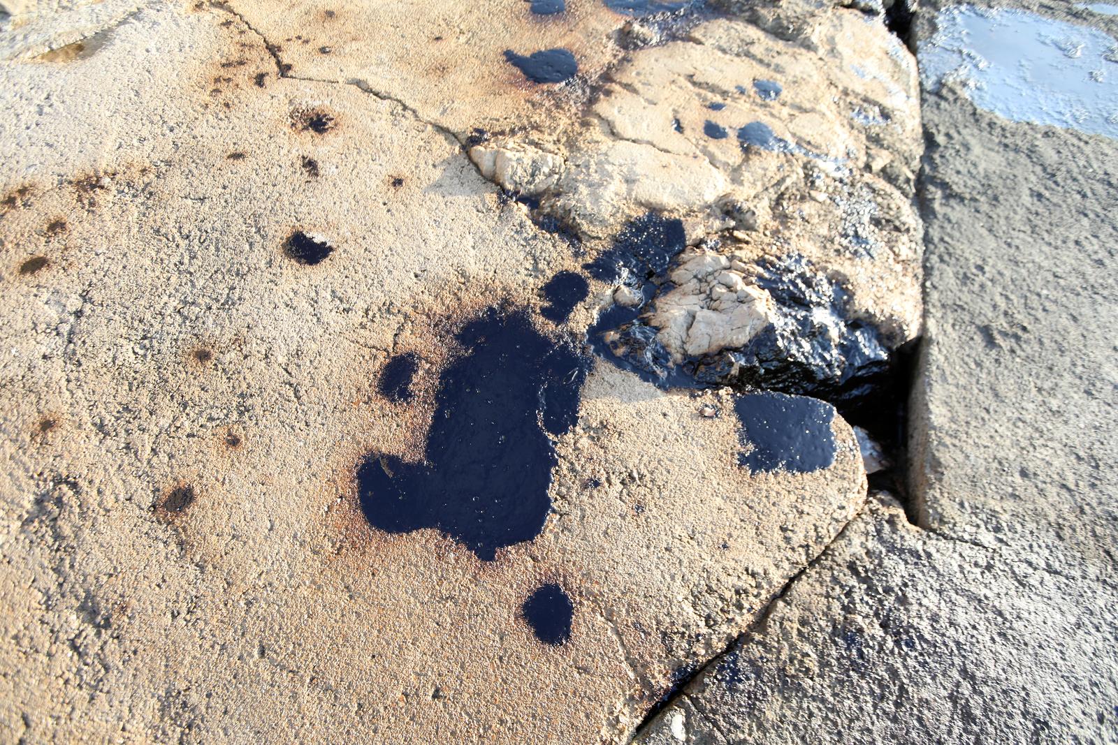 Uklanja se površinsko onečišćenje mora kod Urinja Uklanja se površinsko onečišćenje mora kod Urinja