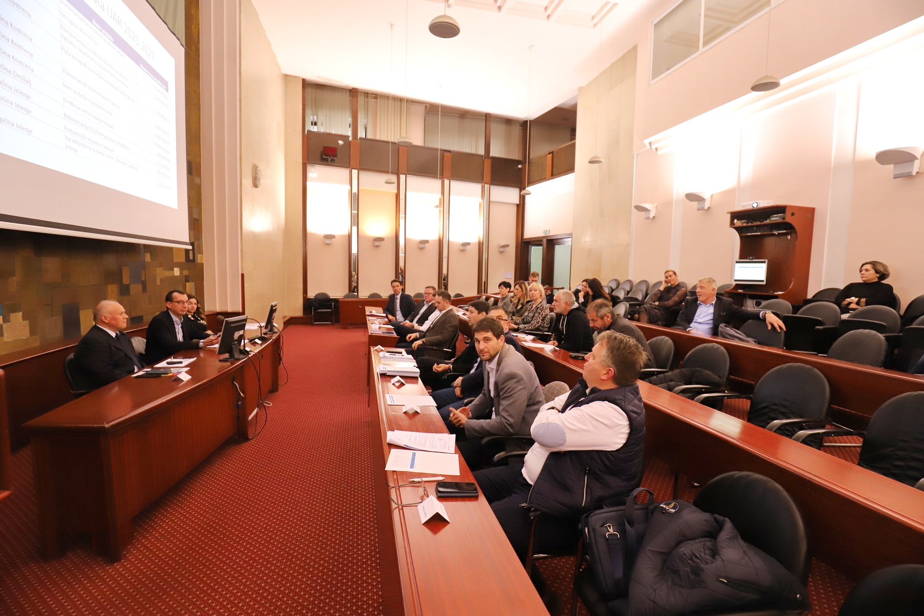 3.-sjednica-Koordinacijskog-vijeća-Urbane-aglomeracije-Rijeka-za-financijsko-razdoblje-2021.-2027.-godine-1 3.-sjednica-Koordinacijskog-vijeća-Urbane-aglomeracije-Rijeka-za-financijsko-razdoblje-2021.-2027.-godine-1