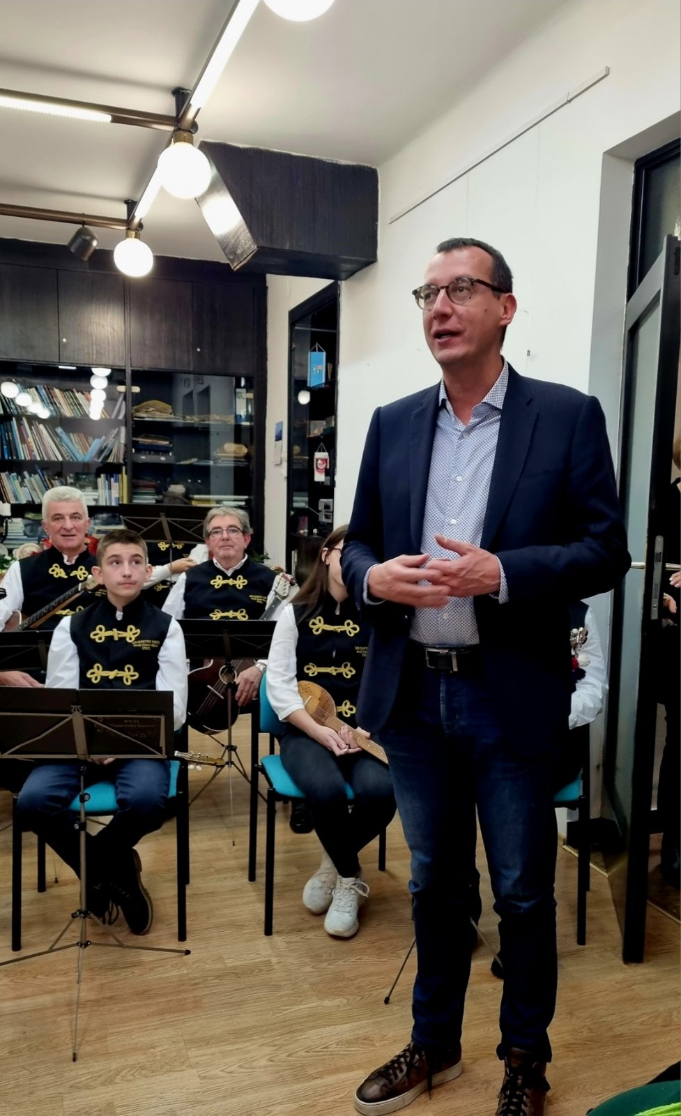 Obilježena-30-ta-obljetnica-Kluba-Sušačana-–-predstavljen-dvobroj-119-120-Sušačke-revije-3 Obilježena-30-ta-obljetnica-Kluba-Sušačana-–-predstavljen-dvobroj-119-120-Sušačke-revije-3