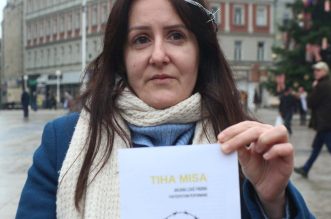 Zagreb: Održan prosvjedni performans ‘Tiha misa’