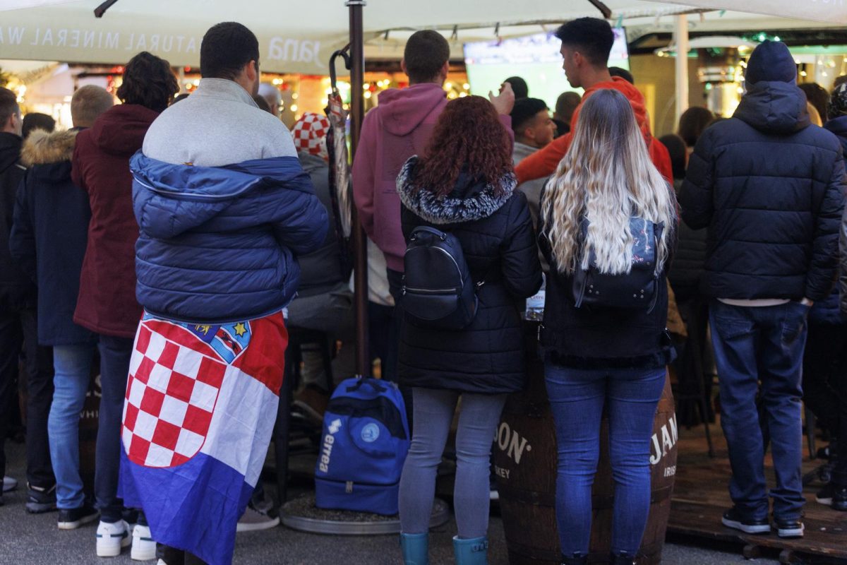 Rijeka: Najvijači prate utakmicu između Hrvatske i Japana