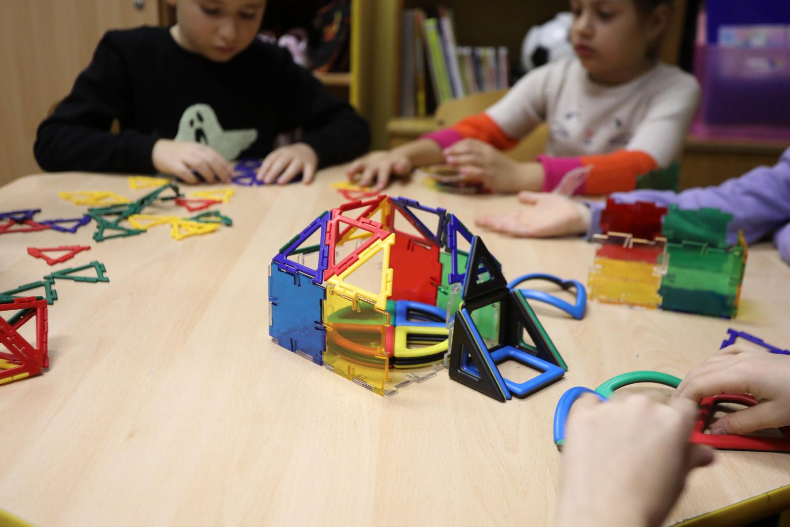 Rijeka: Prezentacija Polydron setova koje je Grad Rijeka osigurao za svih 25 škola Rijeka: Prezentacija Polydron setova koje je Grad Rijeka osigurao za svih 25 škola