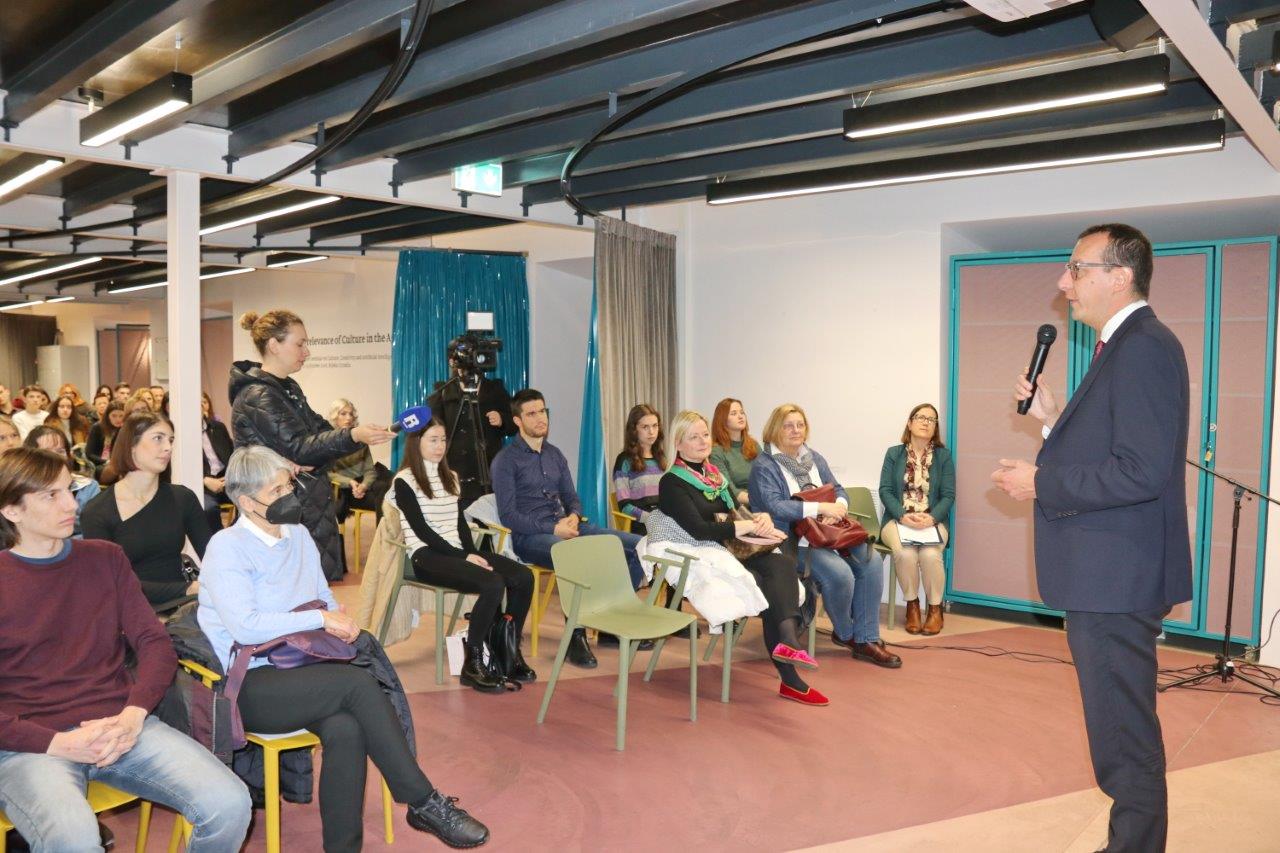 Prijem-za-diplomirane-i-nove-stipendiste-Grada-Rijeke-6 Prijem-za-diplomirane-i-nove-stipendiste-Grada-Rijeke-6