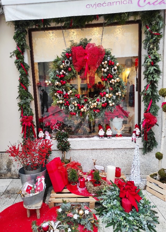 Prvo mjesto – cvjećarnica Čičak, Sokol – Kula 1, Rijeka Prvo mjesto – cvjećarnica Čičak, Sokol – Kula 1, Rijeka