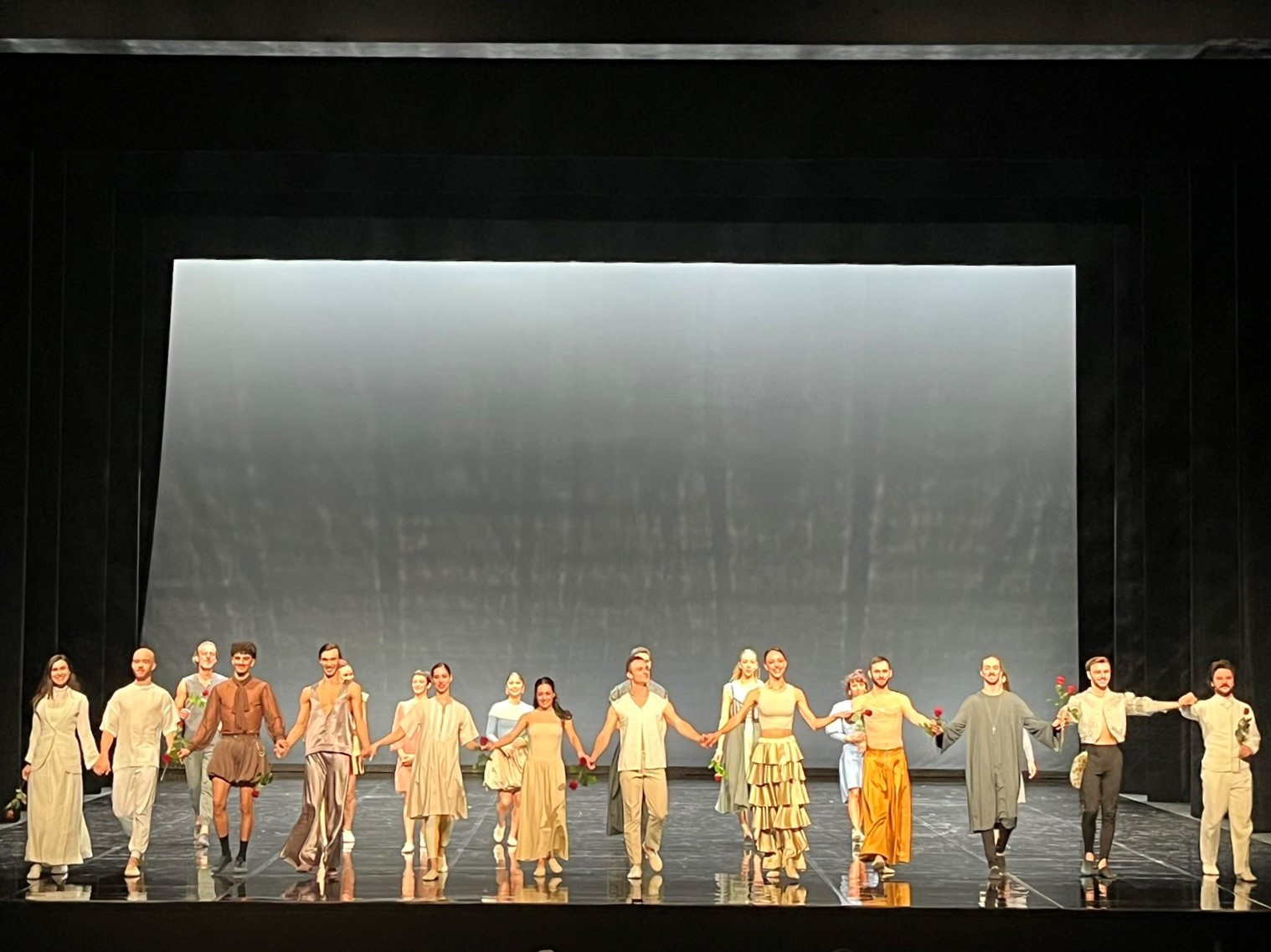 baletni ansambl na pozornici u Ludwigsburgu baletni ansambl na pozornici u Ludwigsburgu