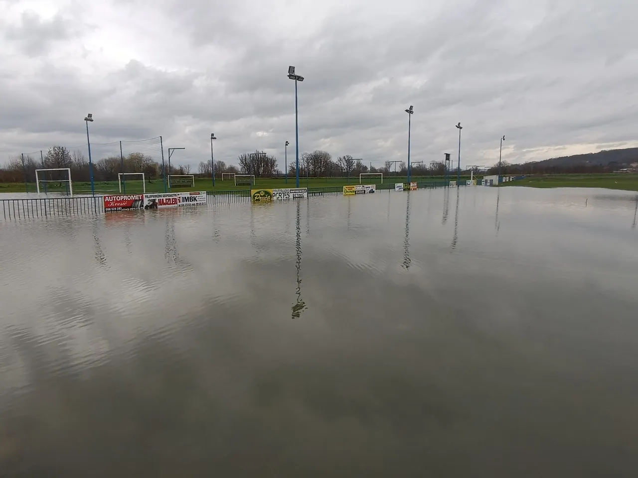 poplava 1 (2) poplava 1 (2)