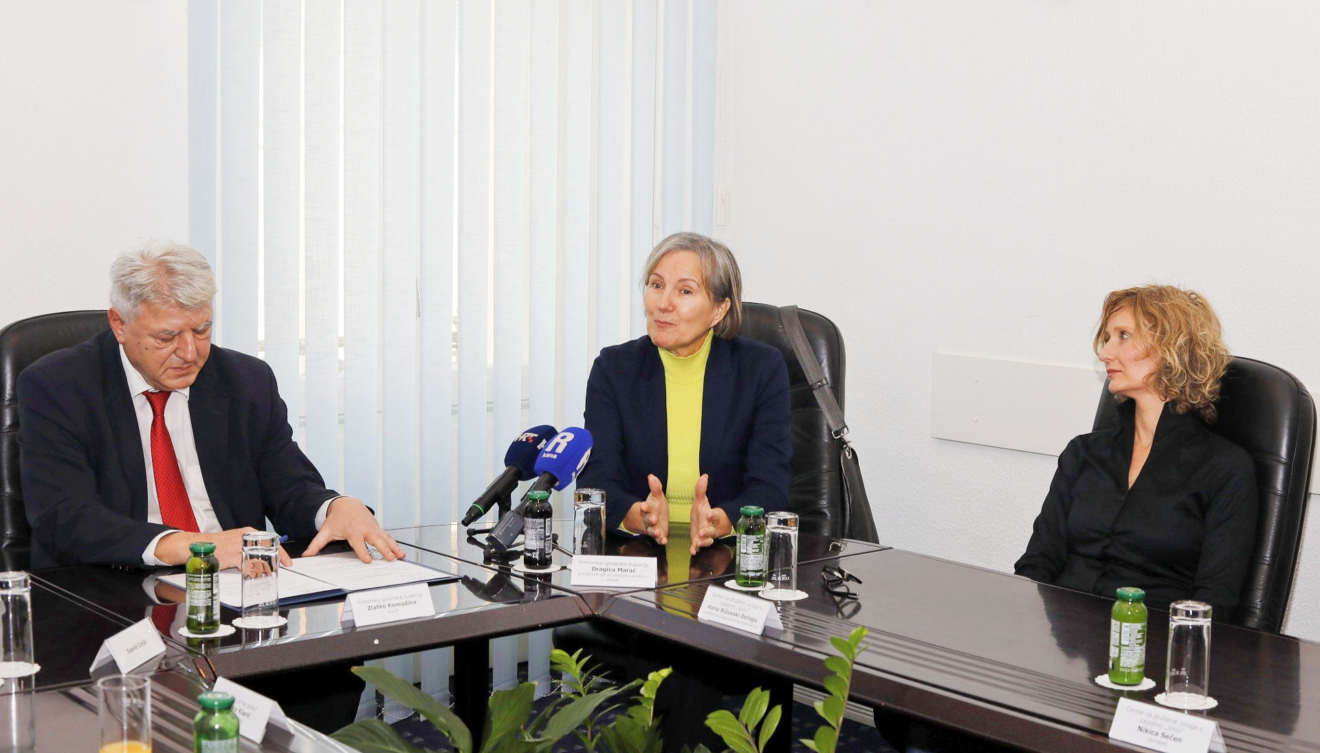 Dodjela police životnog osiguranja Zaklade “Vaša pošta”