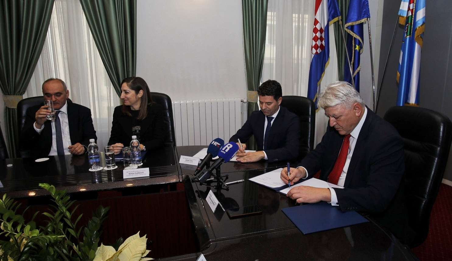 Potpisivanje Ugovora o financiranju troškova javnog prijevoza vlakom redovnih studenata