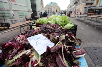 Rijeka: Cijene voća, povrća i ribe na tržnici