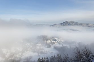 Snijeg zabijelio Gorski Kotar