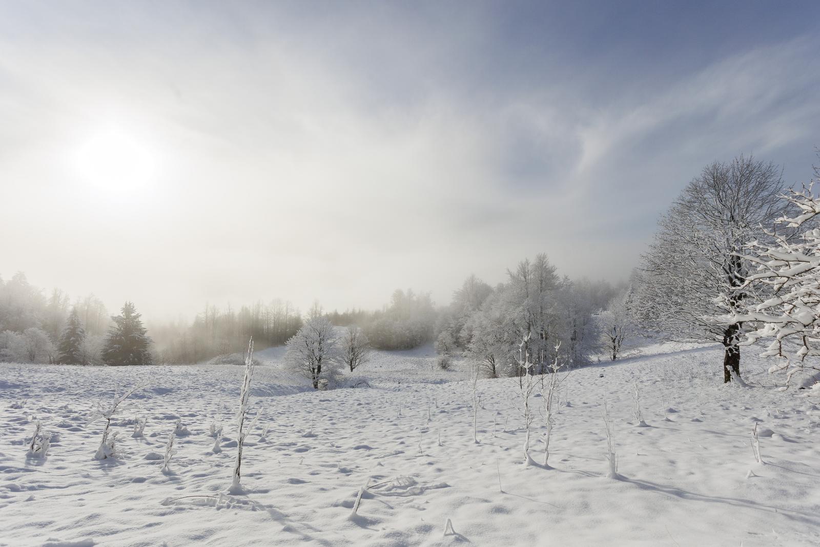 Snijeg zabijelio Gorski Kotar Snijeg zabijelio Gorski Kotar