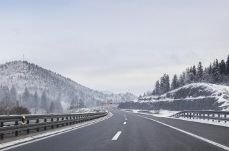 Snijeg zabijelio Gorski Kotar