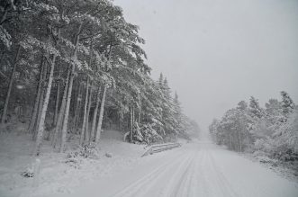 Kolaps zbog snijega i leda kod Brela