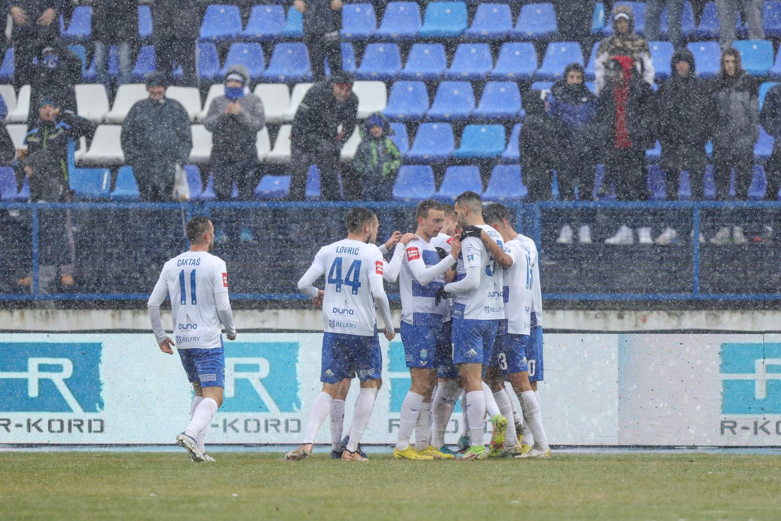 Osijek i Rijeka u Gradskon vrtu igraju 18. kolo HNL-a