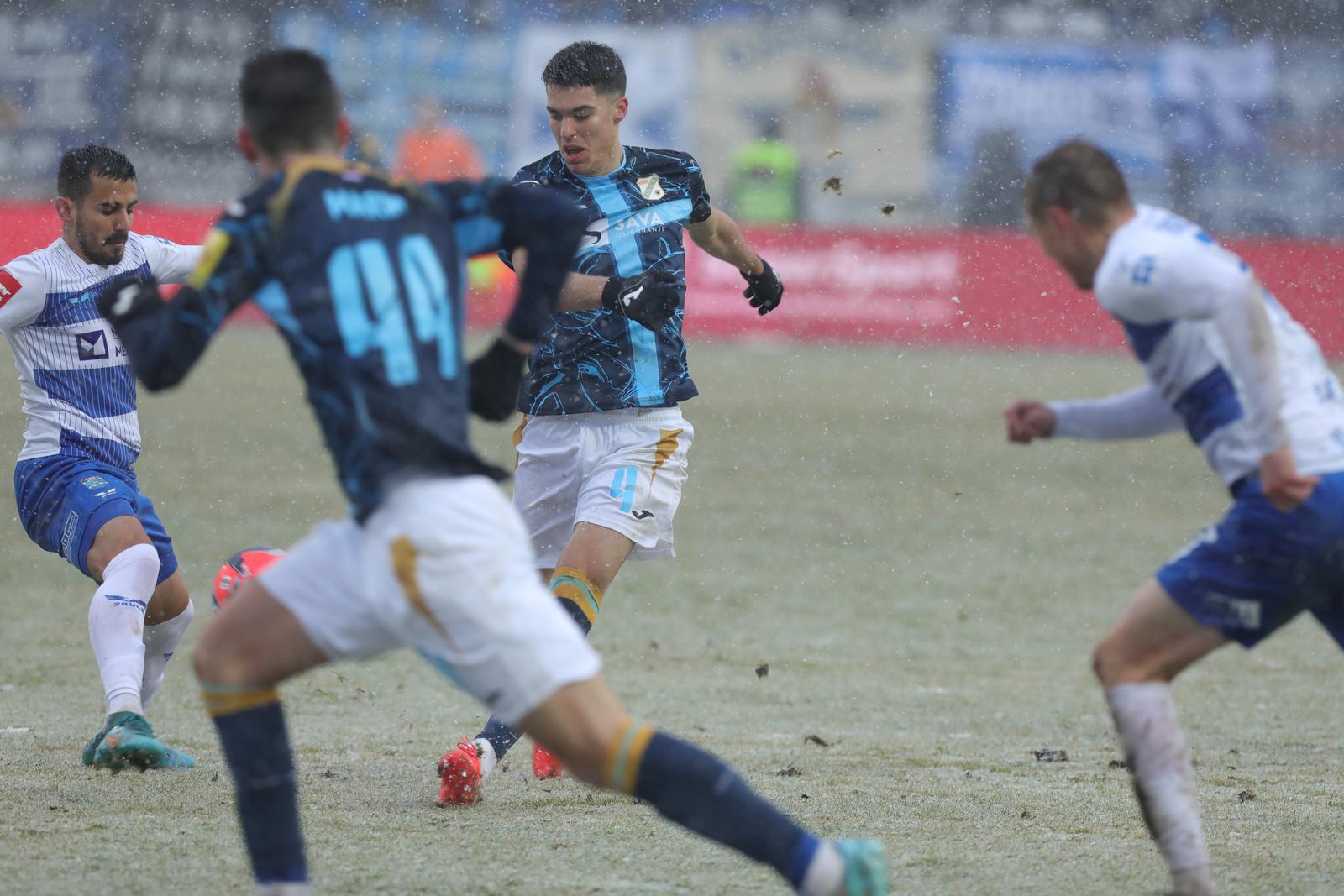 Osijek i Rijeka u Gradskon vrtu igraju 18. kolo HNL-a