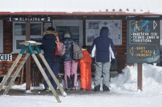 Uživanje u zimskim radostima na Platku