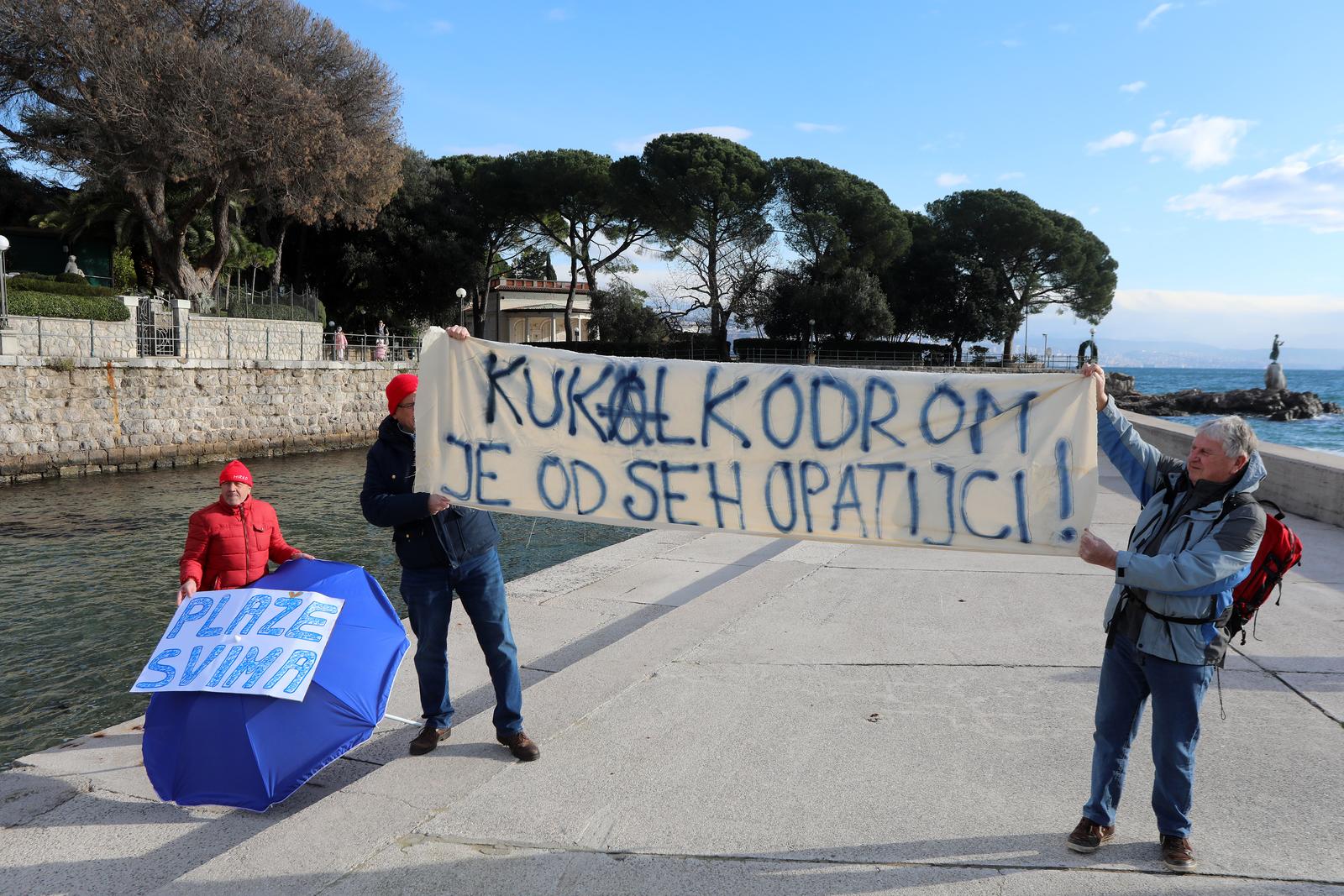 Opatija: Građani prosvjedovali protiv Prijedloga Zakona o pomorskom dobru i morskim lukama Opatija: Građani prosvjedovali protiv Prijedloga Zakona o pomorskom dobru i morskim lukama