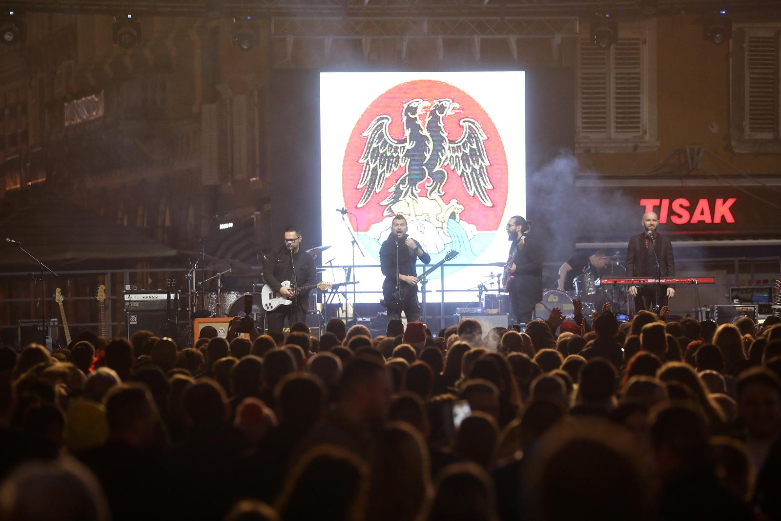 Do?ek Nove godine u Rijeci na Korzu Do?ek Nove godine u Rijeci na Korzu