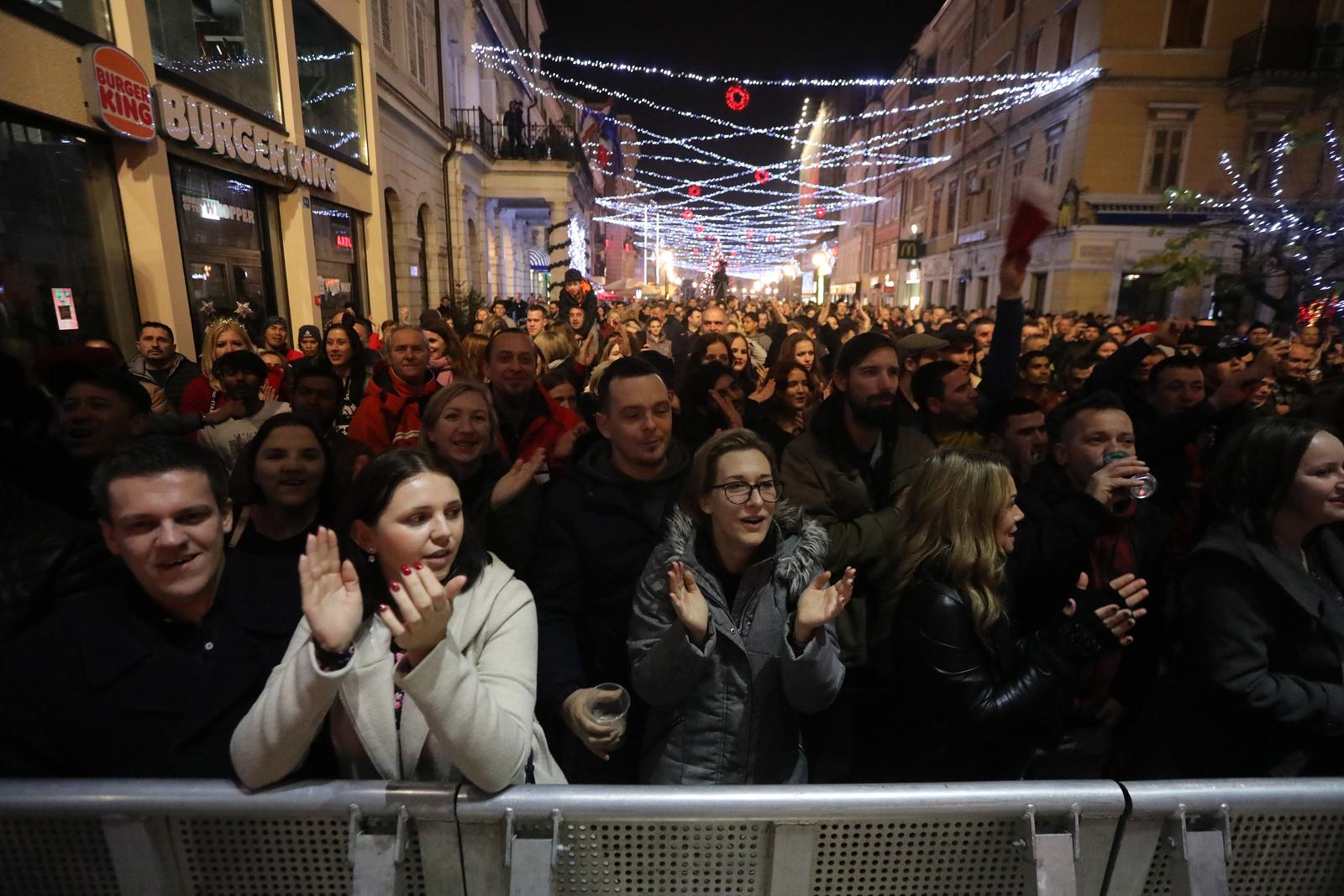 Do?ek Nove godine u Rijeci na Korzu Do?ek Nove godine u Rijeci na Korzu