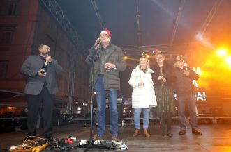 Do?ek Nove godine u Rijeci na Korzu Do?ek Nove godine u Rijeci na Korzu