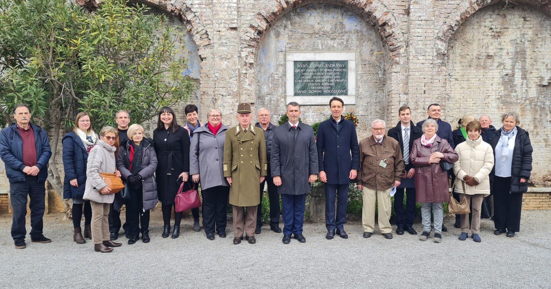 331569076_432530589063162_5645816815548744630_n