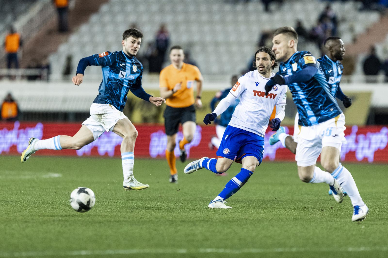 Susret 20. kola SuperSport HNL-a između Hajduka i Rijeke Susret 20. kola SuperSport HNL-a između Hajduka i Rijeke