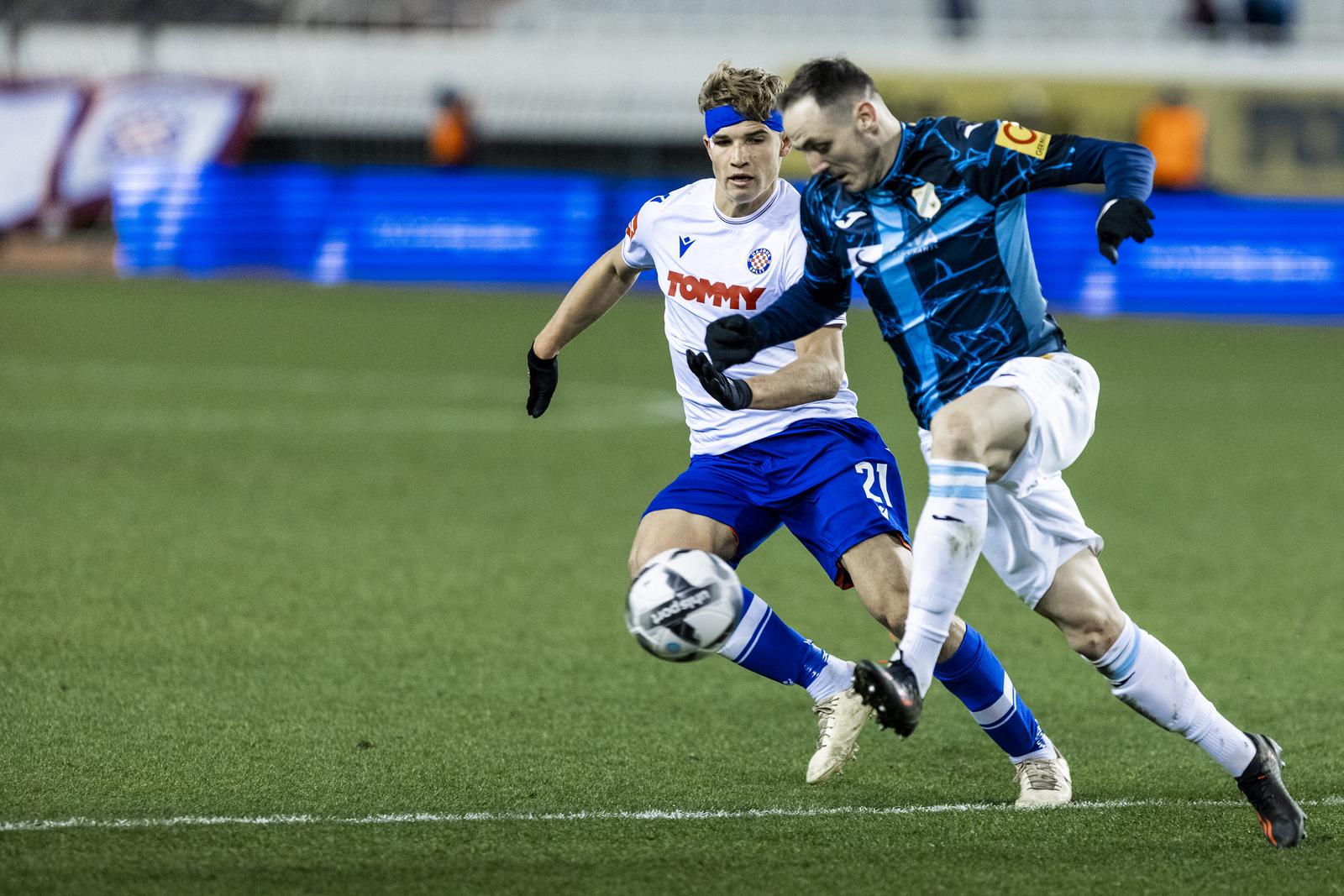 Susret 20. kola SuperSport HNL-a između Hajduka i Rijeke Susret 20. kola SuperSport HNL-a između Hajduka i Rijeke