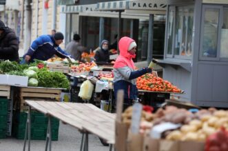 Hladno jutro na riječkoj tržnici