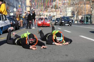 CARneval povorka, prava motorna maškarana manifestacija, prošla je riječkim ulicama