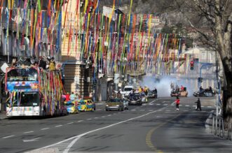 CARneval povorka, prava motorna maškarana manifestacija, prošla je riječkim ulicama