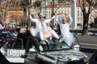 CARneval povorka, prava motorna maškarana manifestacija, prošla je riječkim ulicama