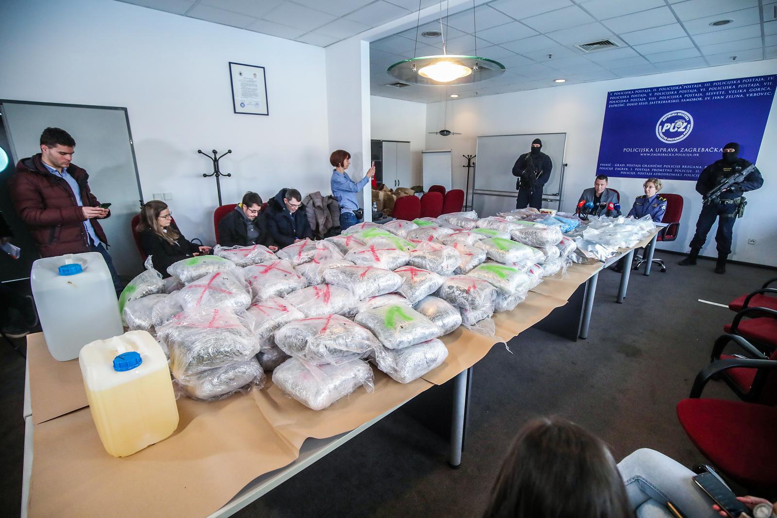 Zagreb: Policija zaplijenila više od 400 kilograma droge Zagreb: Policija zaplijenila više od 400 kilograma droge