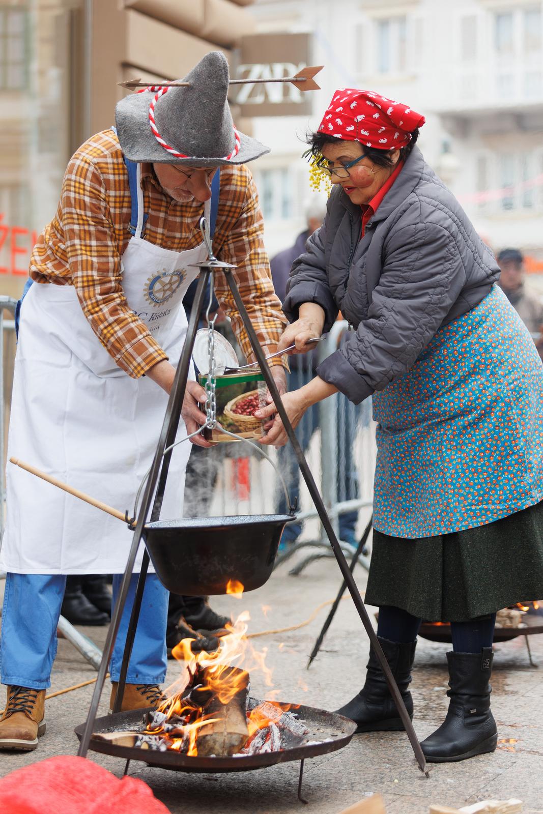 Rijeka: Gradonačelnik Marko Filipović pridružio se humanitarnim karnevalskim manifestacijama