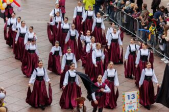 Rijeka: Oko devet tisuća maškara sudjelovalo na tradicionalnom Riječkom karnevalu