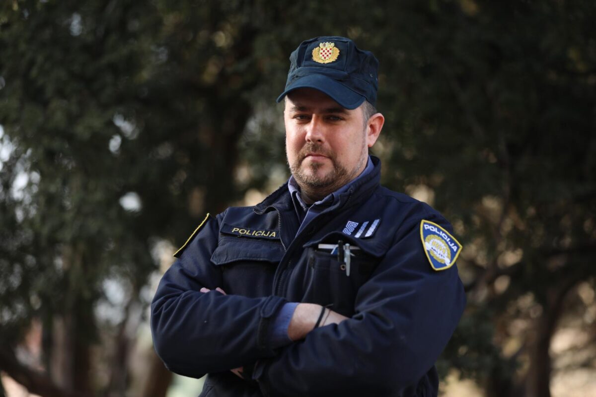 Zagreb: Policijski službenici koji su porodili trudnicu