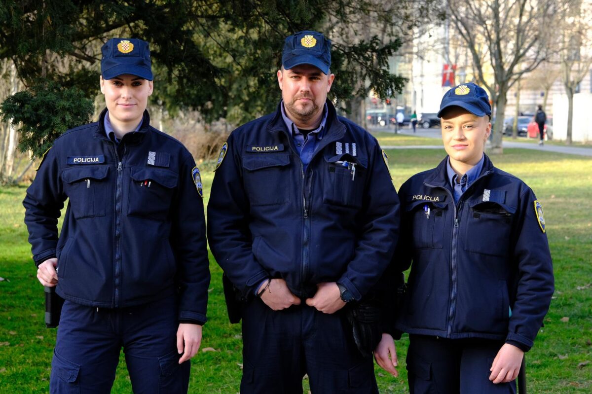 Zagreb: Policijski službenici koji su porodili trudnicu