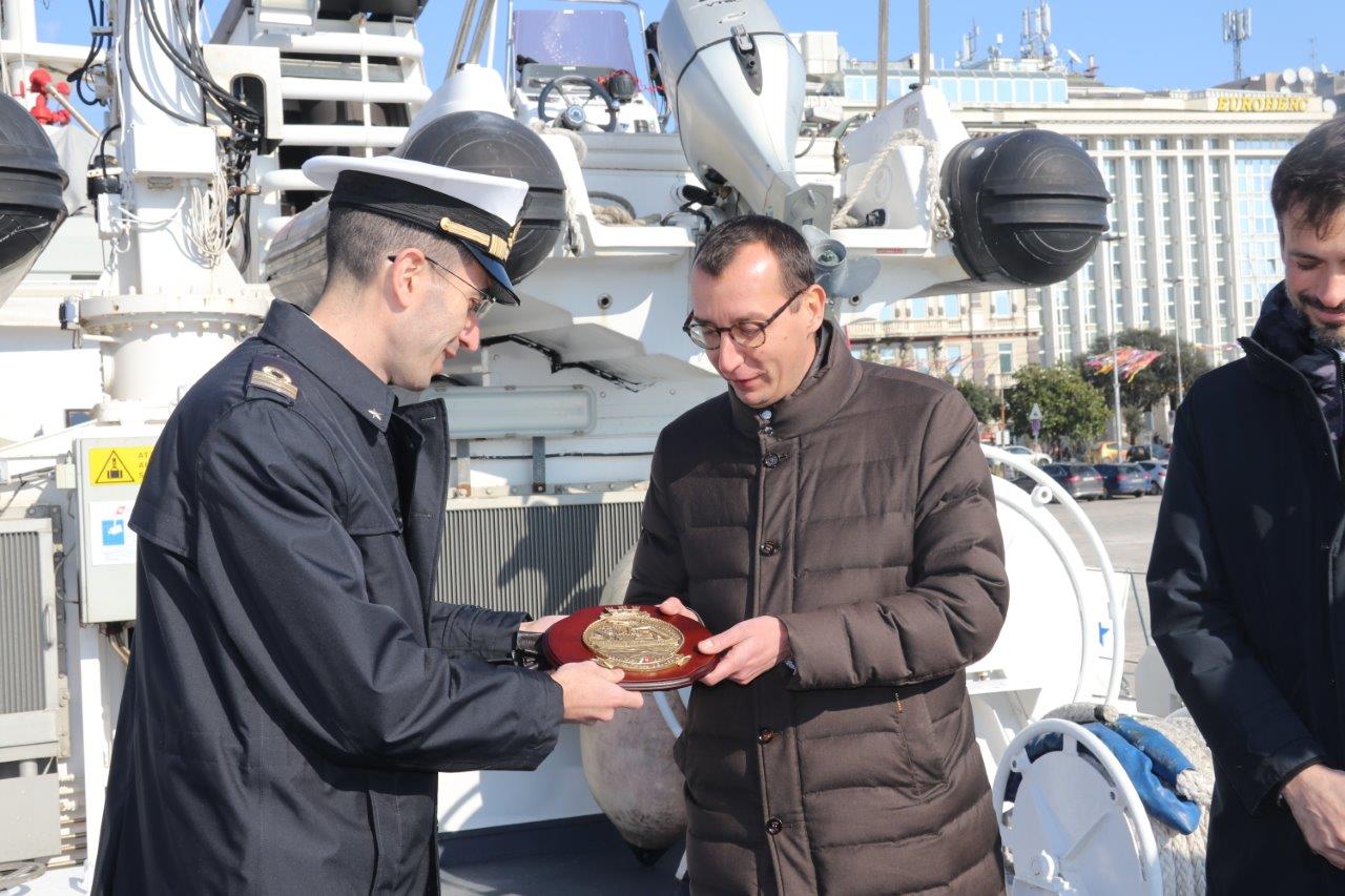 Posjet-brodu-talijanske-Obalne-straže-„Peluso“-9