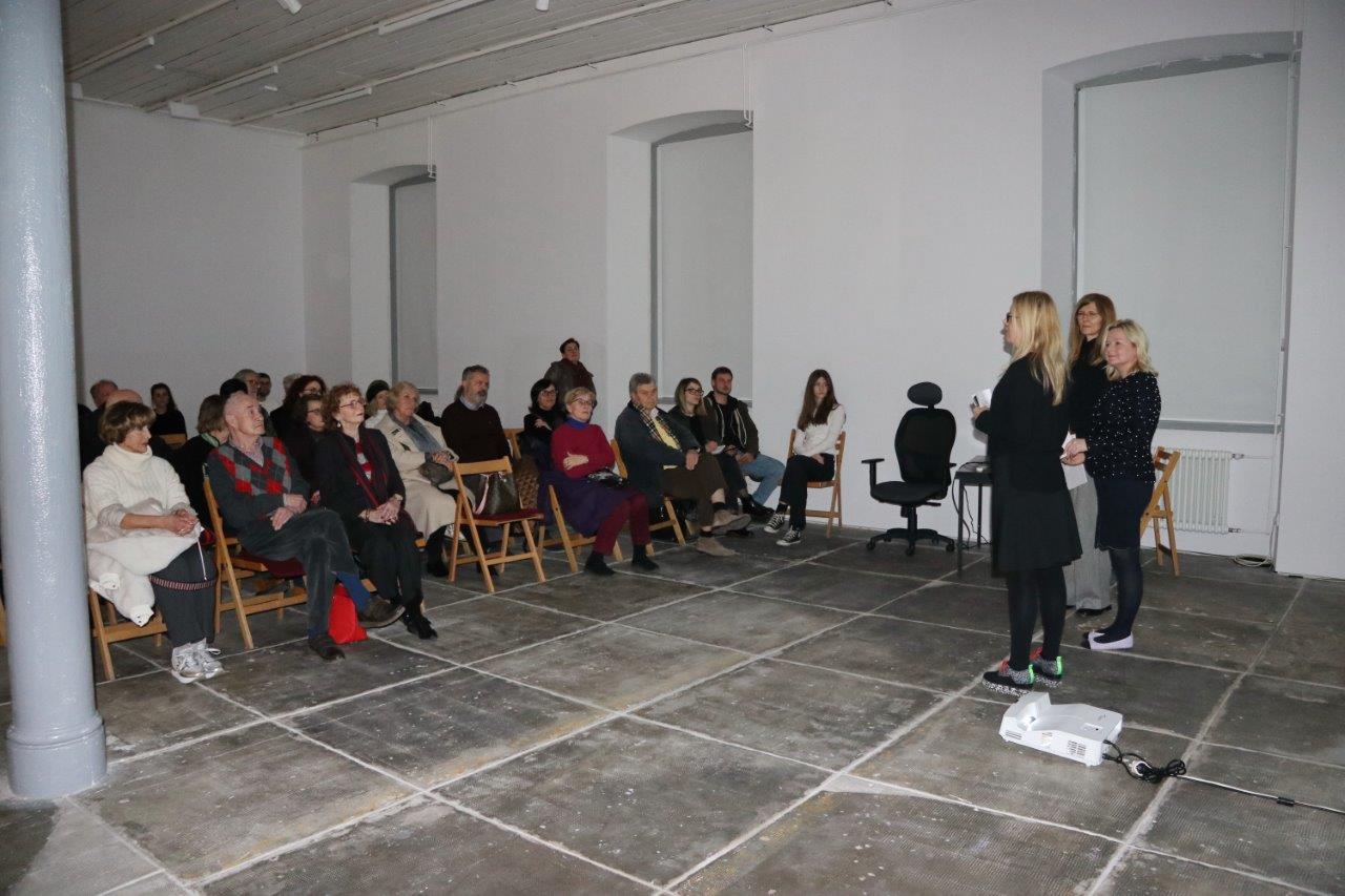 Predstavljanje-sklulpture-Jezgra-Okovano-staklo-Raoula-Goldonija-u-MMSU-11 Predstavljanje-sklulpture-Jezgra-Okovano-staklo-Raoula-Goldonija-u-MMSU-11