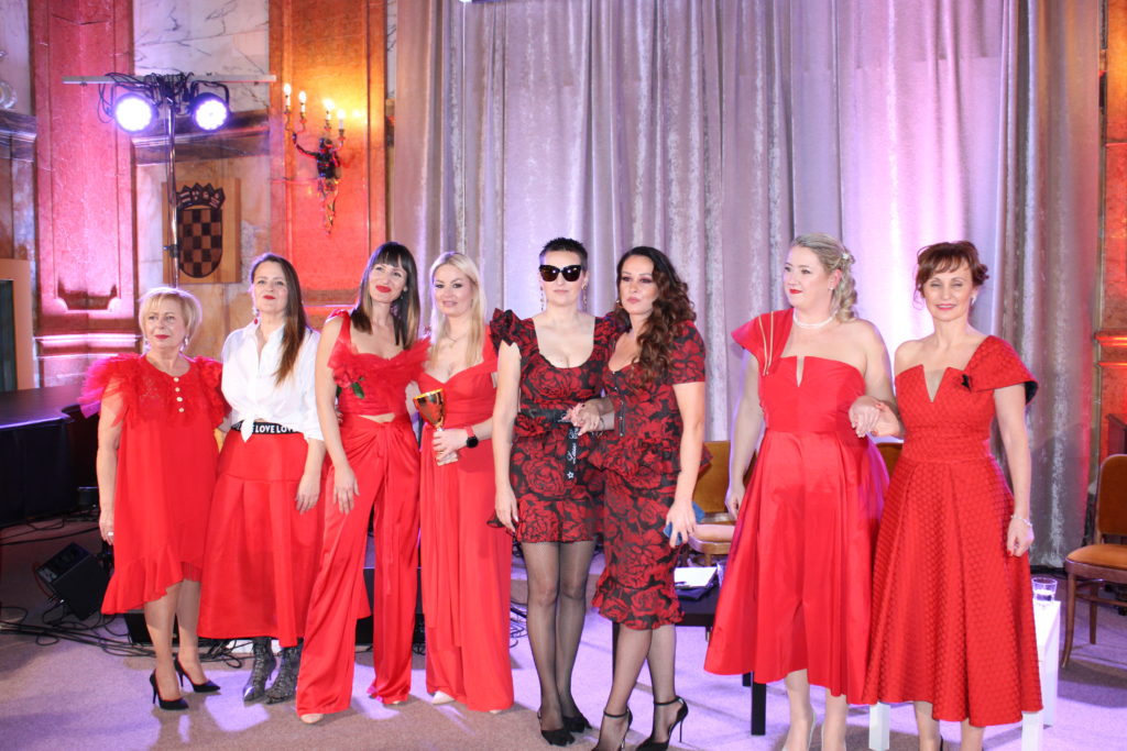 pgž dan crvenih haljina 111 pgž dan crvenih haljina 111