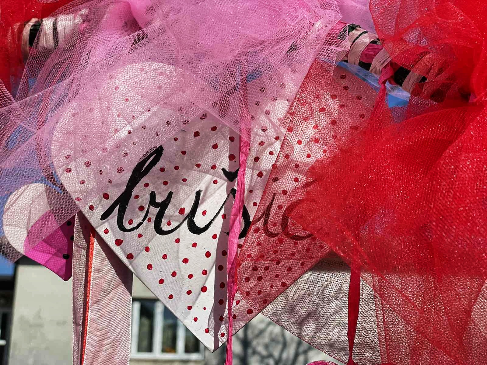 valentinovo viskovo (4) valentinovo viskovo (4)