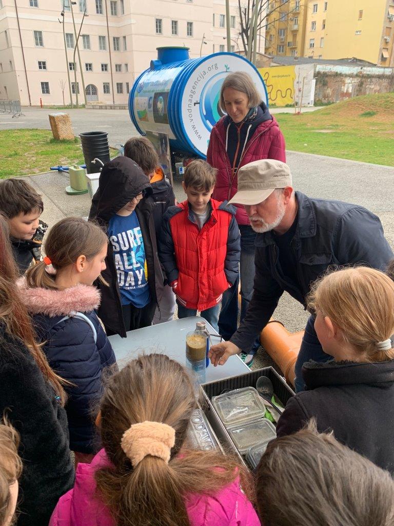 Obilježavanje-Svjetskog-dana-voda-u-Dječjoj-kući-5 Obilježavanje-Svjetskog-dana-voda-u-Dječjoj-kući-5