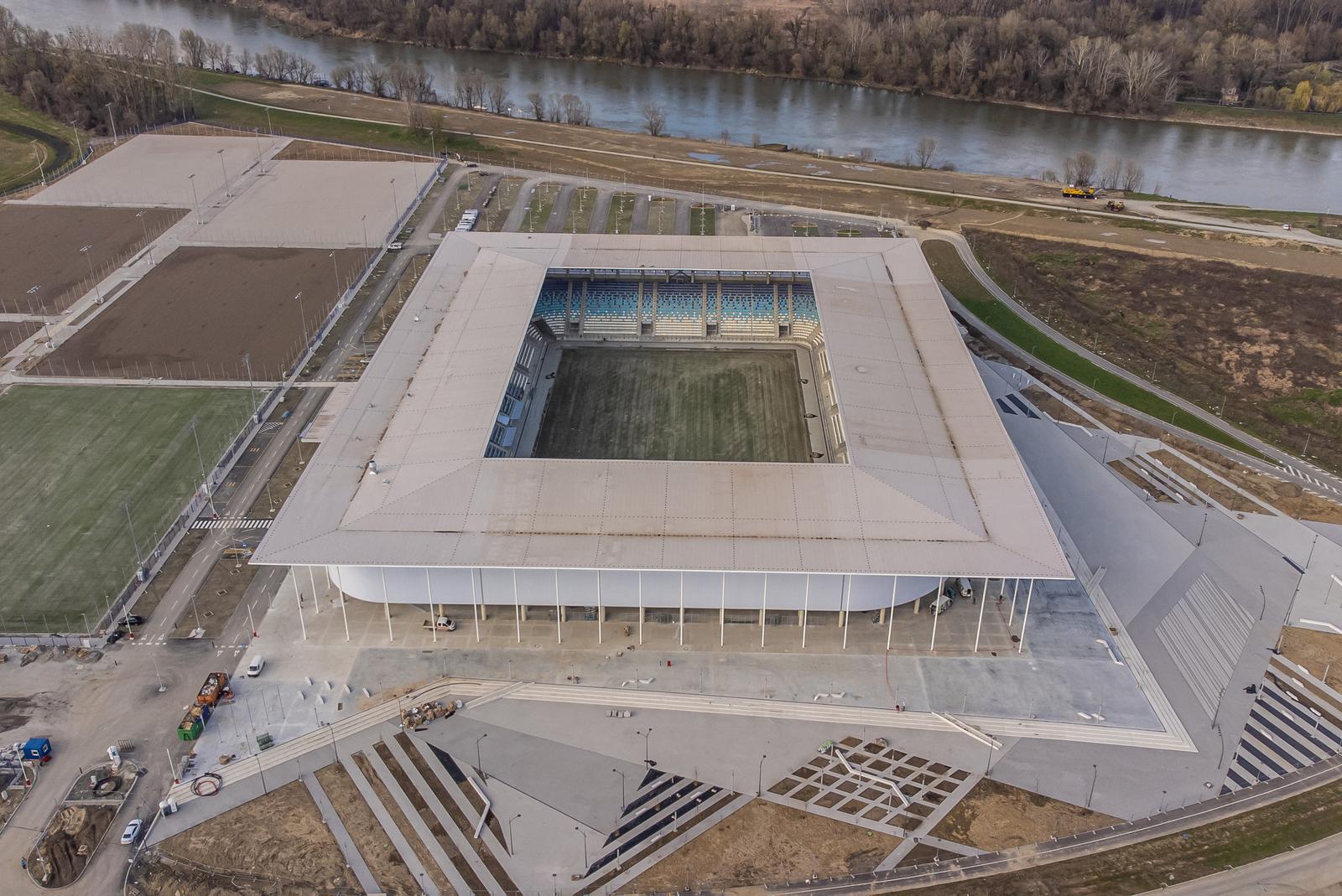 Osijek: Pogled iz zraka na novi stadion NK Osijek na Pampasu Osijek: Pogled iz zraka na novi stadion NK Osijek na Pampasu