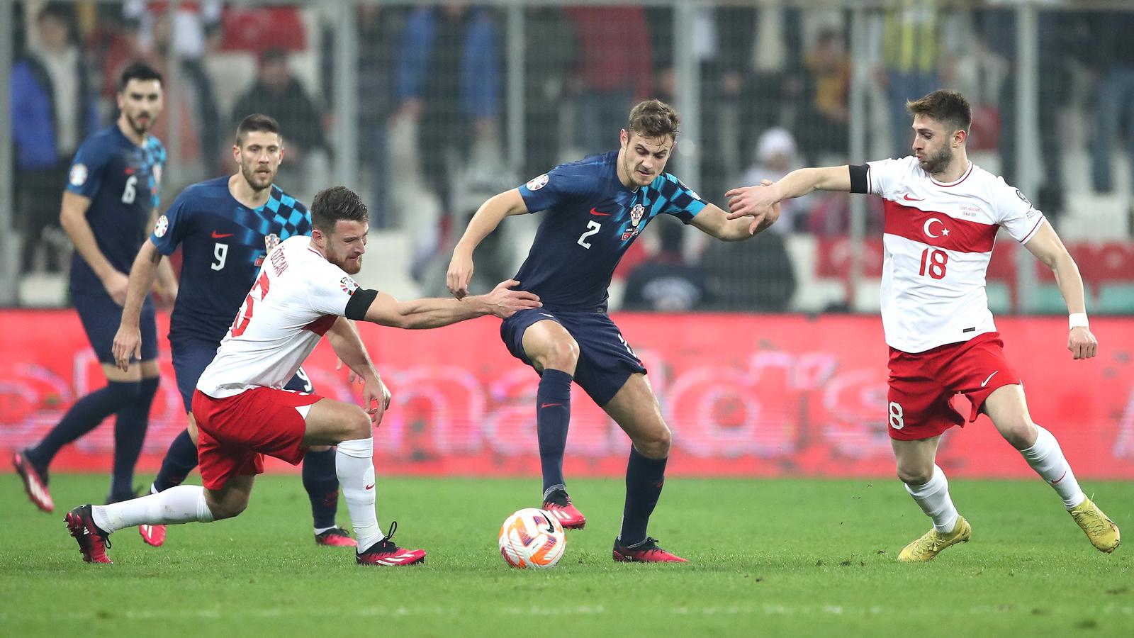 Bursa: Turska i Hrvatska sastale se u 2. kolu kvalifikacija za EURO 2024 Bursa: Turska i Hrvatska sastale se u 2. kolu kvalifikacija za EURO 2024