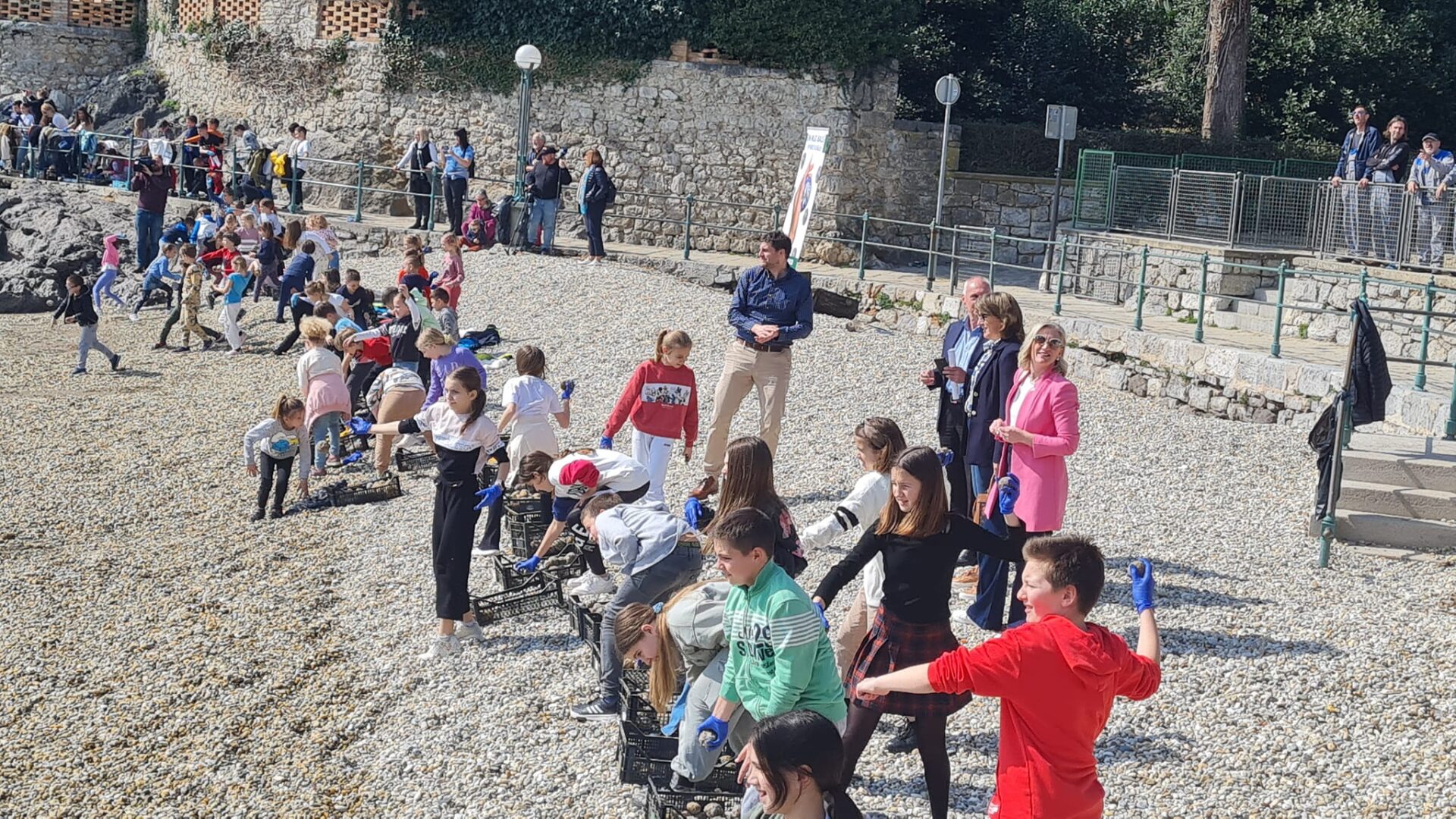 plaza tomasevac opatija eko akcija svjetski dan vode (2) plaza tomasevac opatija eko akcija svjetski dan vode (2)