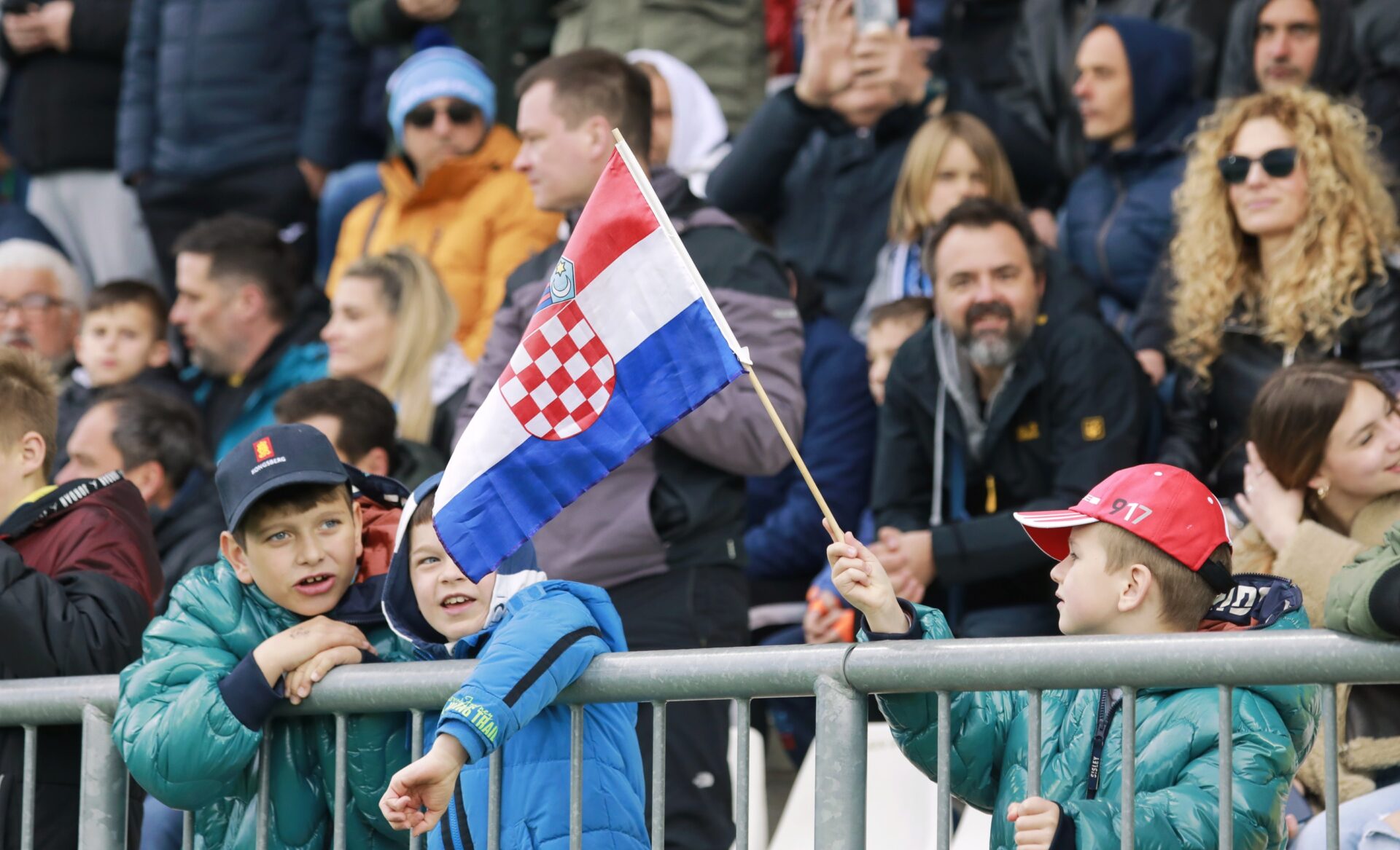 IMG_20230416_190647 IMG_20230416_190647